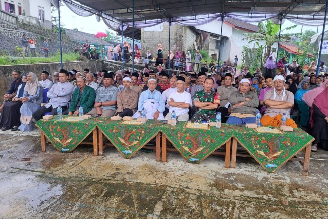 Eratkan Silaturahmi, Babinsa Koramil 04/Karangkobar Hadiri Halal Bihalal 1445 H 