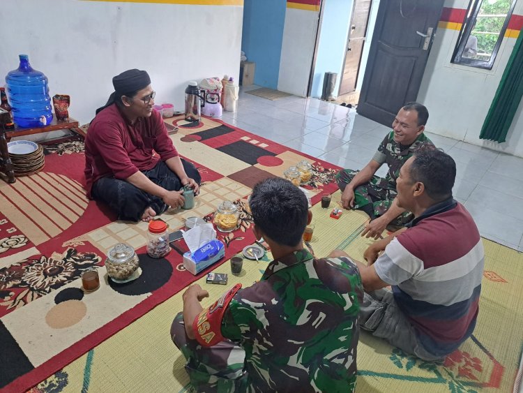 Jalin Silaturahmi Dengan Tokoh Agama, Babinsa Kunjung Pengasuh PP Rogo Jembangan