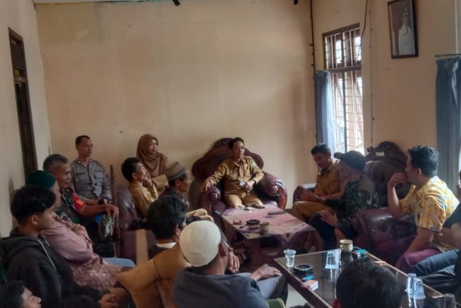 Babinsa Peltu Teguh Rahayu Hadiri Pertemuan Rutin, Ajak Warga Jaga Kamtibmas