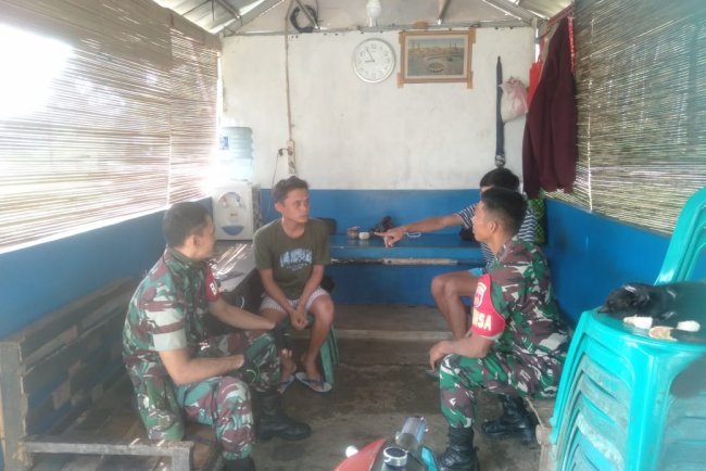 Guna Menjalin Kedekatan Dan Cari Informasi Babinsa Melaksanakan Komsos