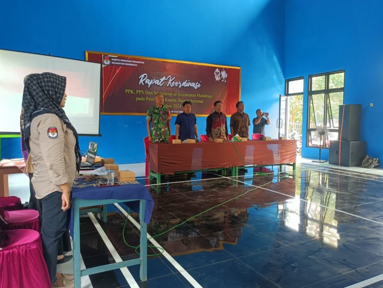 Babinsa Hadiri Rapat Koordinasi PPS dan Seketariat PPS  Membahas Tentang Pilkada Serentak