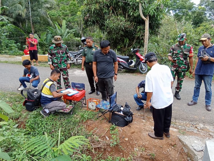 Babinsa dampingi  PetugasBalai Besar Wilayah Serayu Opak Yogyakarta Verifikasi Geolistrik