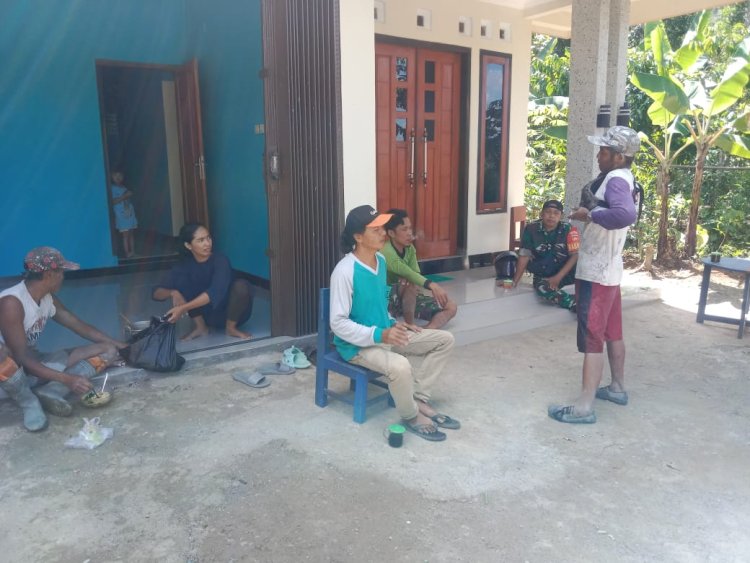 Babinsa Komsos Dengan Warga Binaan