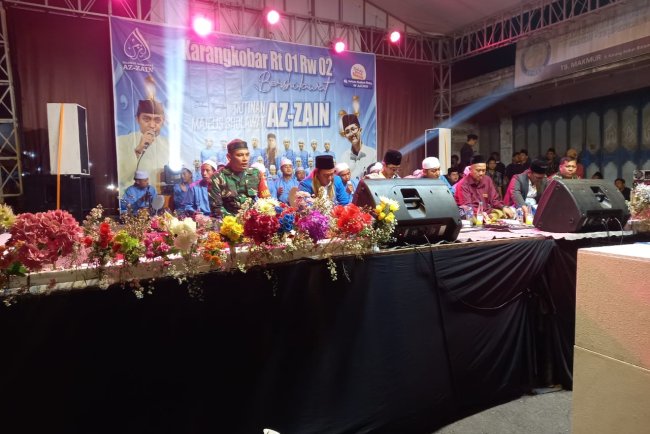 Meningkatkan Tali Silaturahmi Babinsa Hadiri Majelis Sholawat Nabi Desa Binaan