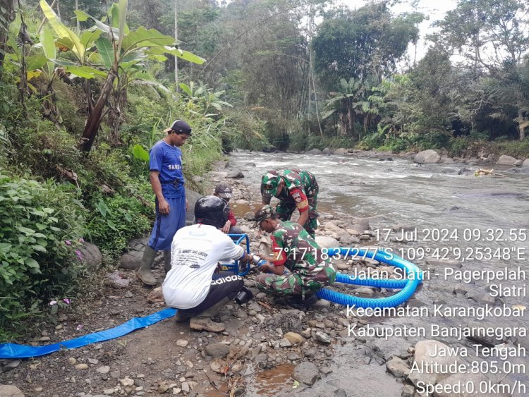 Babinsa Bersama PPL dan Poktan , Uji Coba Pengoperasian Pompa Air Bantuan Kementan Rl