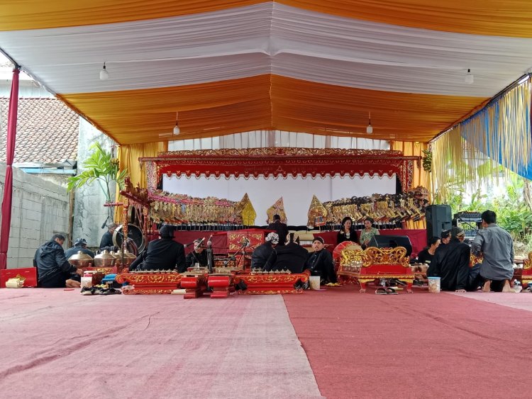 Puncak Acara Ruwat Bumi Desa Clapar Dan Pagelaran Wayang Kulit