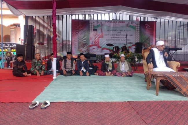 Sambut HUT RI ke 79 Babinsa Hadiri pengajian dan syukuran 