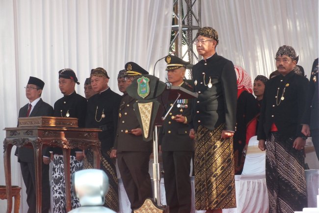 Dandim 0704 Banjarnegara Hadiri Upacara Pengibaran Bendera HUT ke-79 Kemerdekaan RI