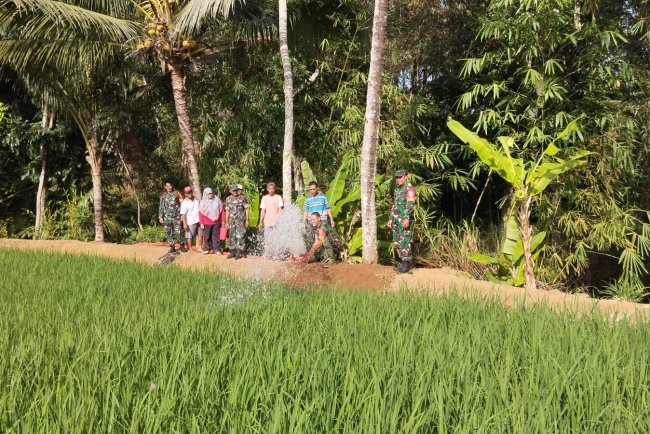 Poktan Margi Rahayu desa Kutayasa Uji Coba Pompa Air Bantuan Kementan