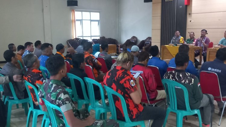 Mewakili Danramil Babinsa Hadiri Pembentukan Forum Pengurangan Resiko Bencana