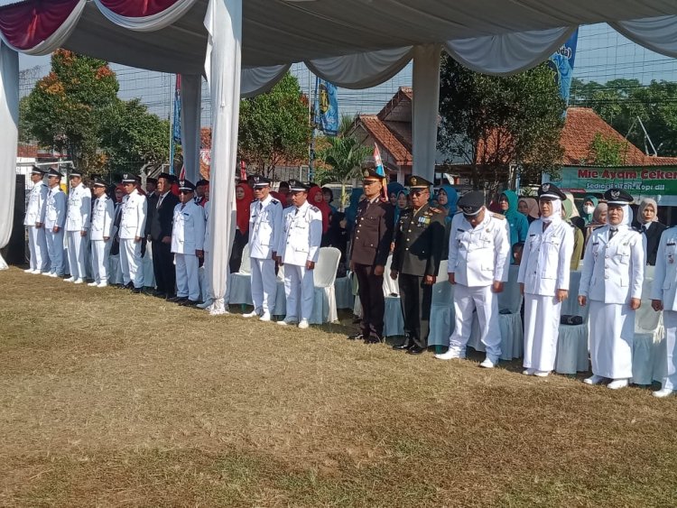 Danramil 13/Banjarmangu Hadir dan Ikuti Upacara HUT RI ke-79  Kecamatan Banjarmangu