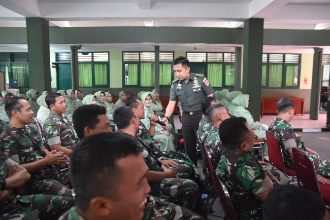 Penyuluhan Hukum Kodim 0704Banjarnegara Tingkatkan Kesadaran Prajurit