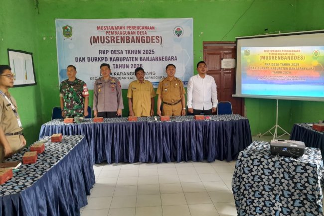 Mewakili Danramil Serma Sujatnoto  Hadiri Musrenbang Desa Karanggondang