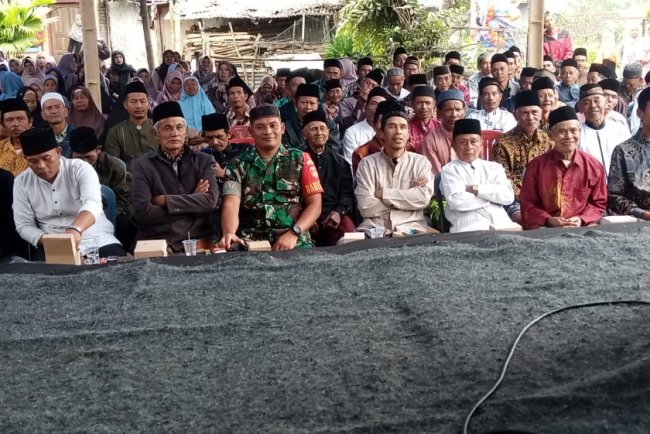 Tingkatkan Silaturahmi Babinsa Hadiri Pengajian Peringatan Maulid Nabi Muhammad SAW 1446 H