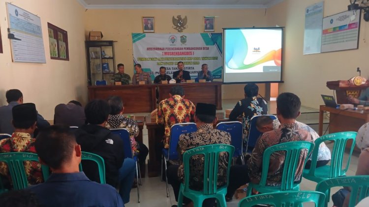 Danramil 11/Punggelan Hadiri Musdes Rkpdes Desa Tanjungtirta 