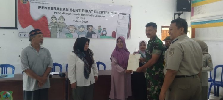  Danramil 06 Kalibening Hadiri Acara Penyerahan Sertifikat PTSL Tahun 2024