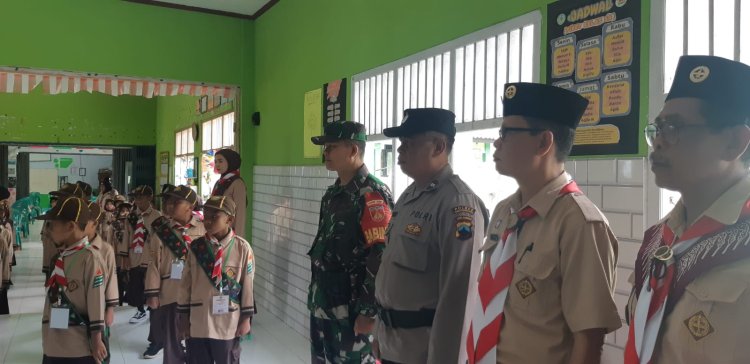 Babinsa Hadiri Pelantikan dan Pengukuhan Pramuka Garuda di kecamatan Madukara