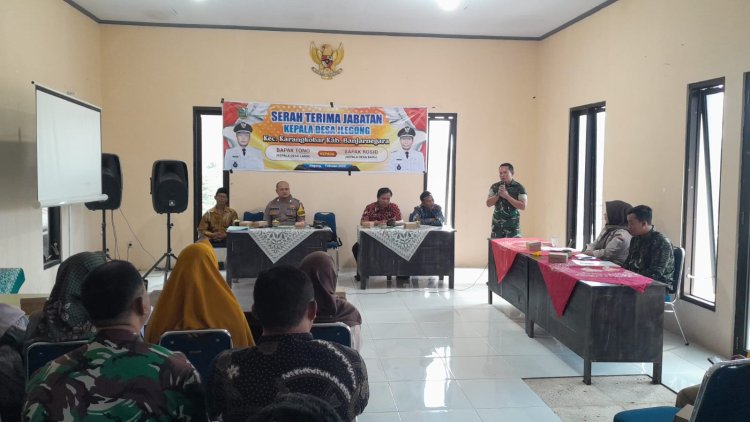 Danramil 04 Karangkobar Kapten Inf Imam Haryitno Hadiri Serah Terima Kepala Desa Jlegong