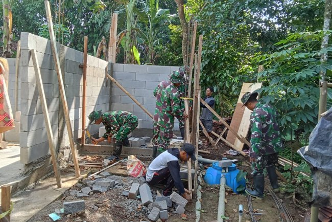 Gotong Royong TMMD Sengkuyung Wujud Kepedulian TNI dan Masyarakat