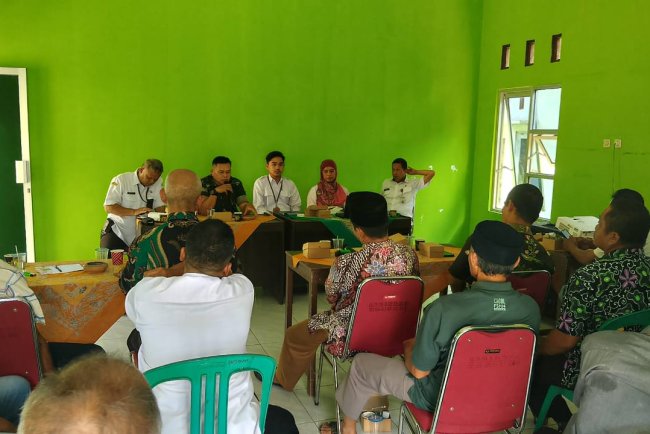 Koramil 09/Susukan Bersama BPP Sinergi Percepat musim tanam ke 2 ( LTT ) Padi Sawah Susukan