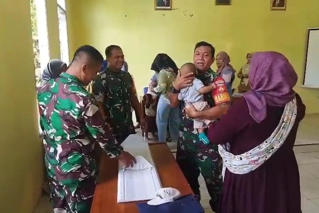 Untuk Meningkatkan Kesehatan Pada Anak Dan Balita Babinsa Dampingi Kegiatan Posyandu