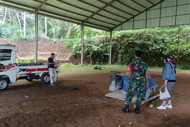 Babinsa Ampelsari Anjangsana Dengan kades dan Perangkat desa