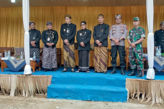 Pjs Danramil 09 Susukan Dampingi Wakil Bupati Banjarnegara dalam acara Tradisi Grebeg Suran Sunan Geseng