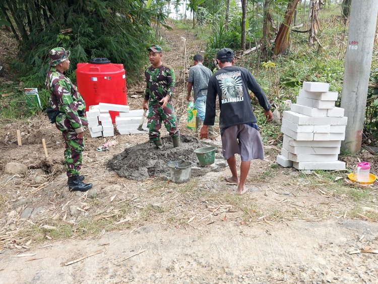 Satgas TMMD Reguler 125 Kodim 0710/Pekalongan Bangun Tempat Penampungan Air di Dukuh Leles, Windurojo