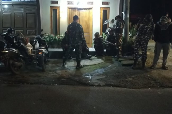 Laksanakan Patroli Malam Bersama Ormas Dan Masyarakat