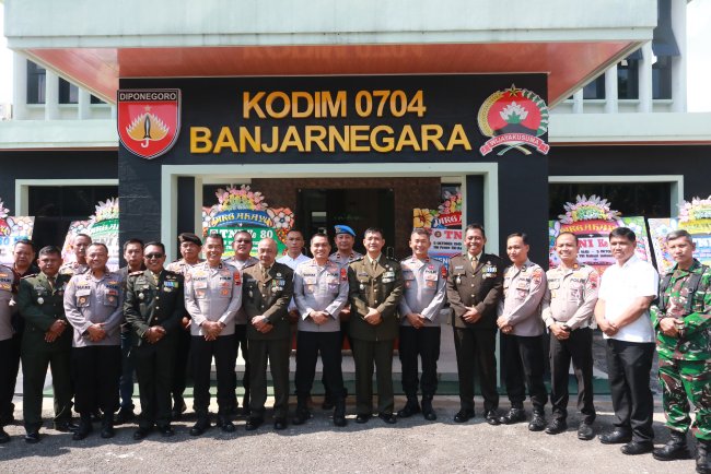 Kasdim Banjarnegara Sambut Kehangatan Ucapan dari Kapolres