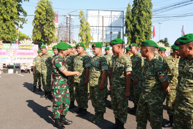 Dandim Banjarnegara Lepas Prajurit Jalani Cuti Ingatkan Jaga Nama Baik Satuan