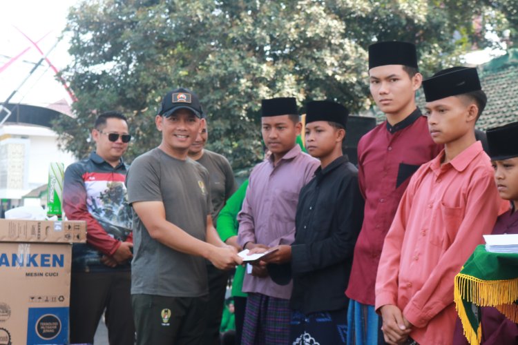 Jalan Sehat HUT TNI ke-80 Wujud Kebersamaan Keluarga Besar Kodim 0704 Banjarnegara