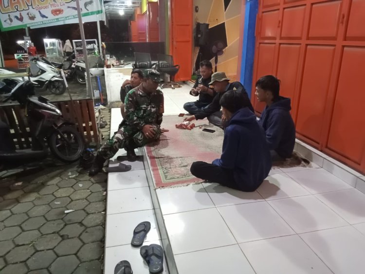 Patroli Malam Bersama Warga TNI Cegah Kriminalitas dan Kenakalan Remaja