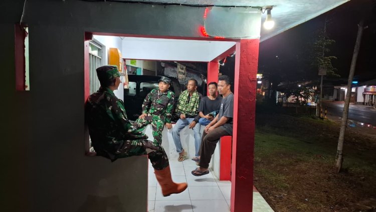 Patroli Gabungan Siskamling Ciptakan Lingkungan Aman