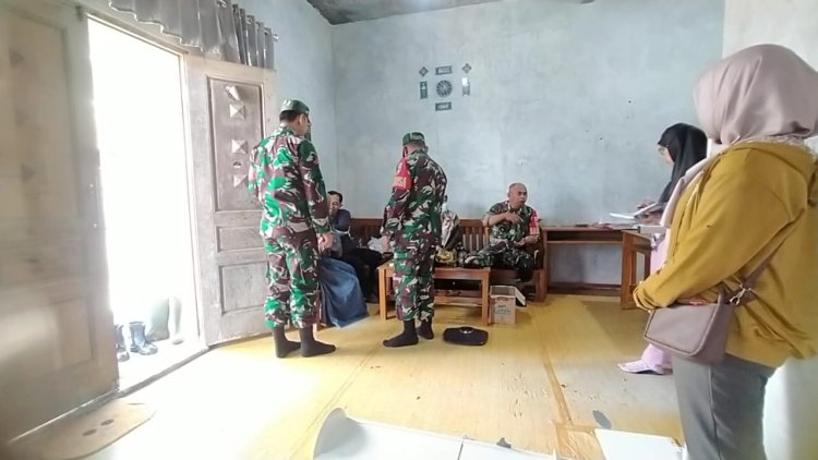 Cegah Stunting Koramil Bekerja Sama Dengan Puskesmas Laksanakan Posyandu Keliling