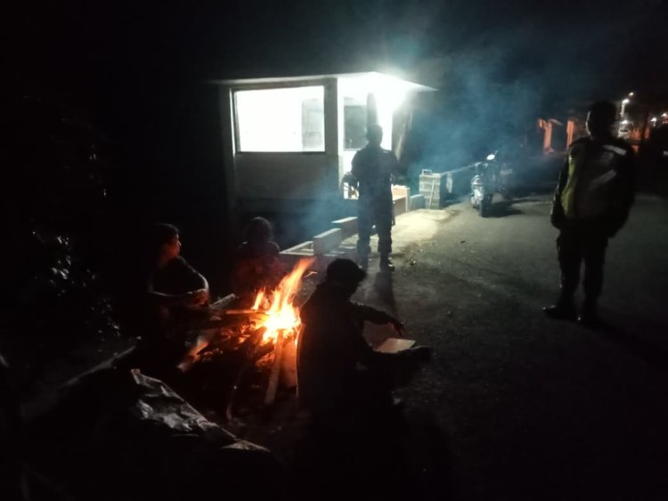 Babinsa Koramil 06/Kalibening Aktif  Laksanakan Patroli Malam, Dipastikan Wilayah Aman