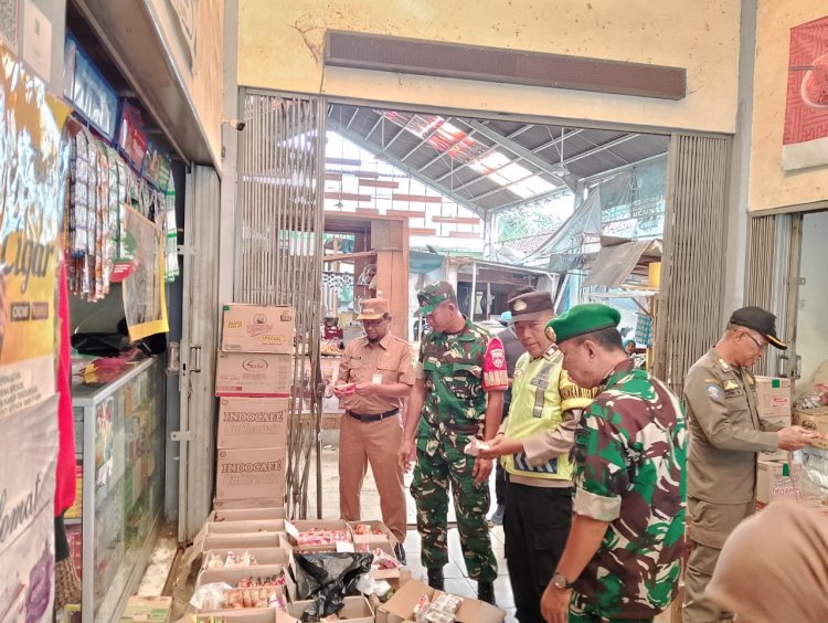 Puskesmas Bersama Forkopimca Banjarnegara Laksanakan Operasi Pasar Jelang Pergantian Tahun