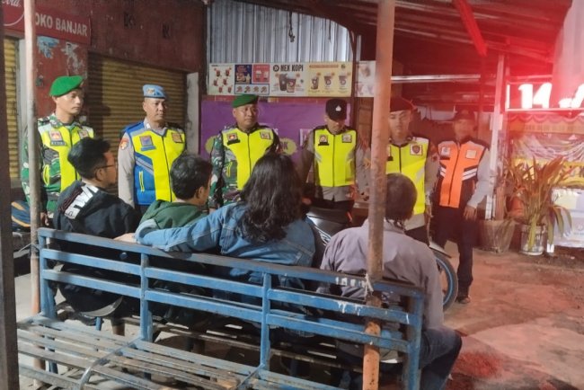 BABINSA MELAKSANAKAN PATROLI PENGAMANAN IDUL FITRI