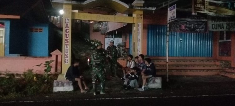 Babinsa Koramil 06 Kalibening Aktif  Laksanakan Patroli Malam