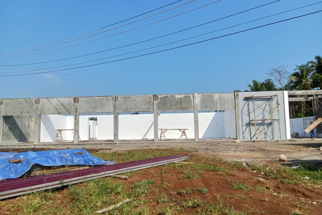 Dari Sisi Dinding hingga Tanah Dasar KDKMP Punggelan Terus Diperkuat