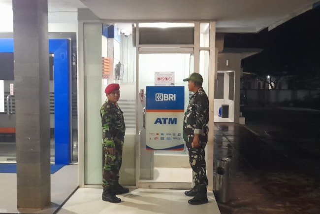 Koramil 15 Rakit Bersama Kokam Dan Warga Laksanakan Patroli Malam Hari