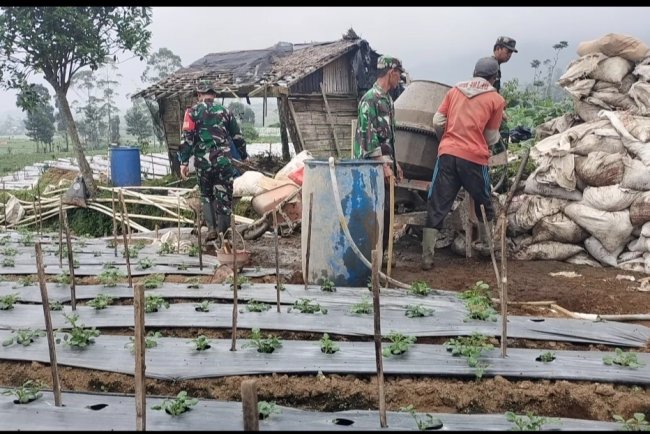 Jalan Mulus Rezeki Mulus Permudah Akses Petani Koramil Bantu Pembangunan JUT