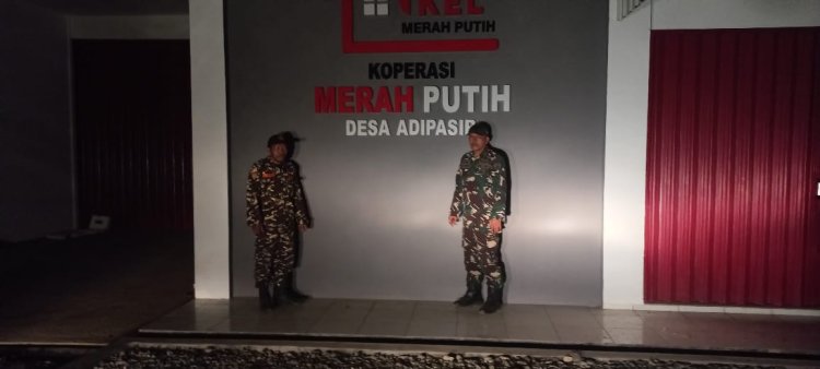 Babinsa Koramil 15Rakit Patroli Wilayah Bersama Linmas