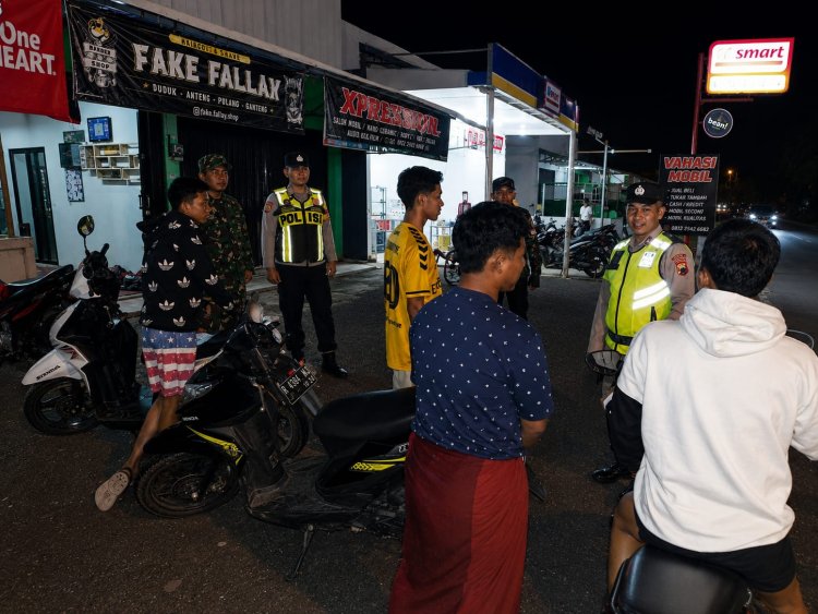 Patroli Kolaborasi Koramil 03 Wanadadi dan Polsek Wanadadi Sambangi Anak Muda