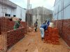 Danramil 06 kalibening bersama warga melaksanakan pendampingan kegiatan Rehabilitasi Rumah Tidak Layak Huni