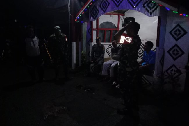 Ciptakan suasana Aman Babinsa patroli di wilayah Koramil 06/Kalibening