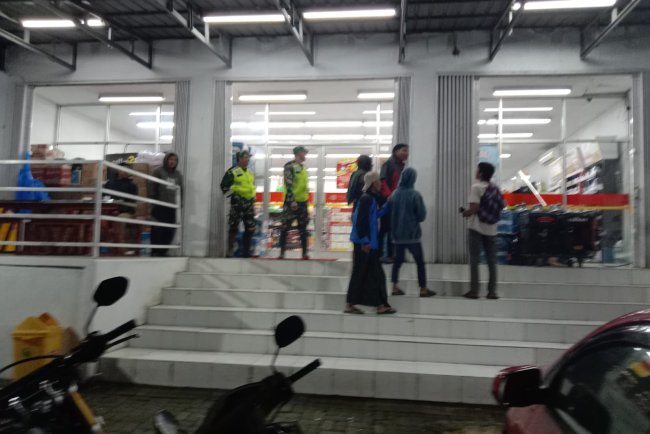 Ciptakan suasana Aman Babinsa patroli di wilayah Koramil 06/Kalibening