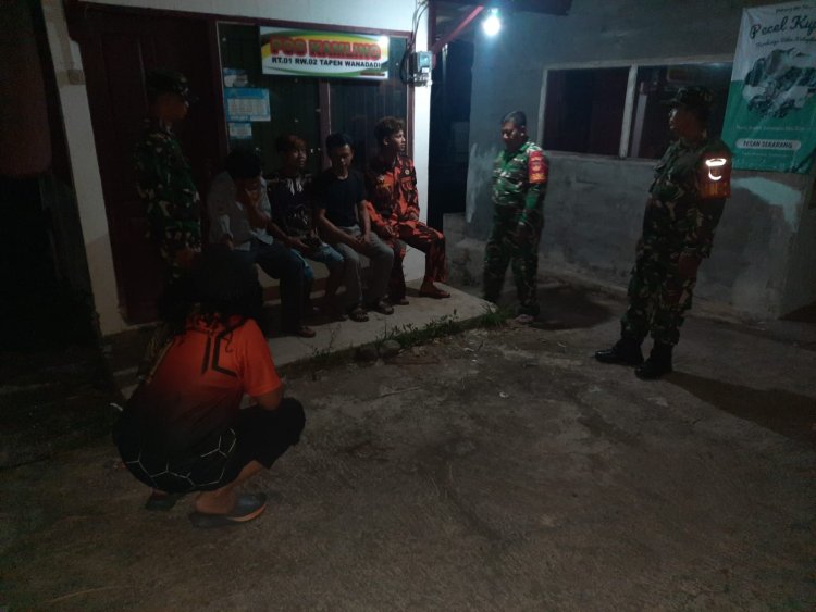 Koramil 03 Wanadadi Keamanan Wilayah melalui Patroli Siskamling Kolaborasi dengan Pemuda Pancasila