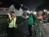 Ciptakan Rasa Aman Babinsa Koramil 08 Purwanegara Melaksanakan Patroli Rutin