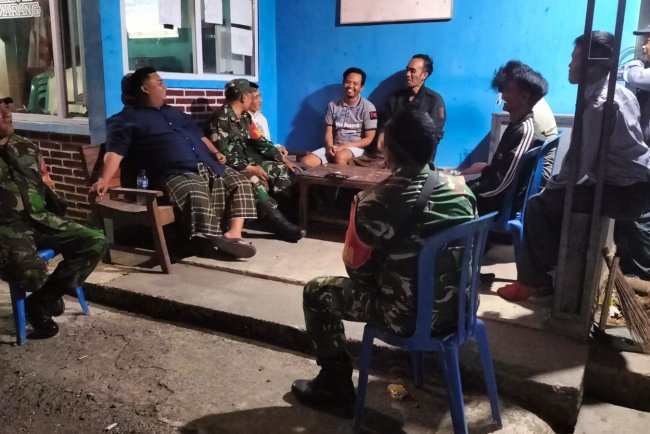 Babinsa Bersama Linmas Rutin Lakukan Patroli Siskamling Wujudkan Rasa Aman dan Nyaman Warga